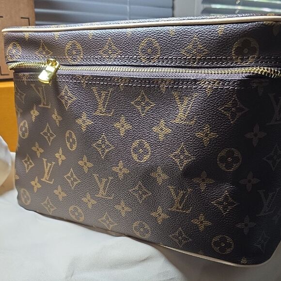 Louis Vuitton Large BB Vanity Bag - Picture 1 of 7
